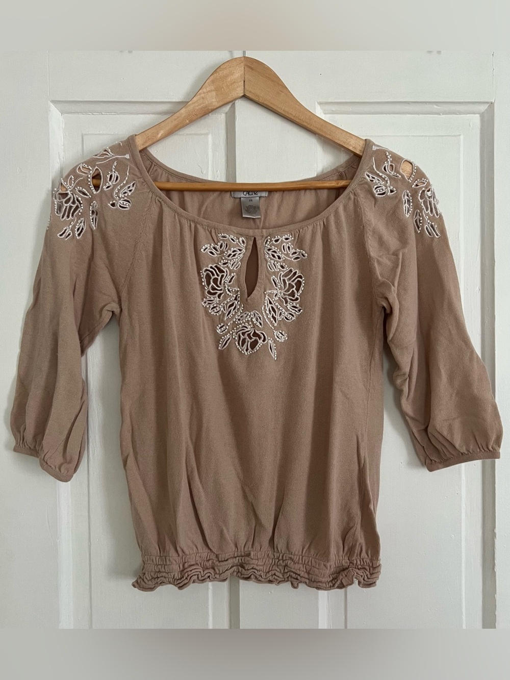 Caché Women’s XS Vintage Floral Beaded Embroidery Cutout Blouse 3/4 Sleeve Shirt